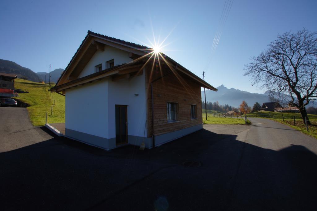 Gaestehaus Myhideaway Reichenbach im Kandertal Rum bild